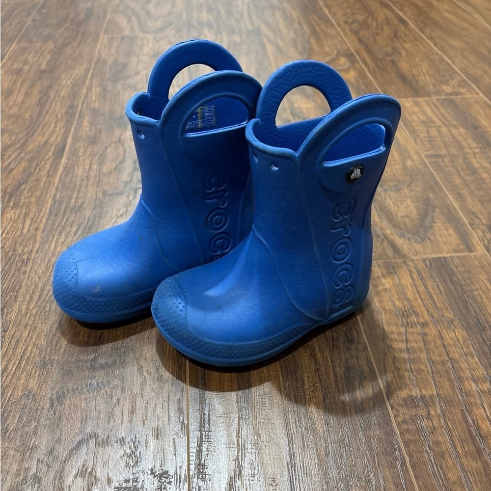 CROCS Kids Vibrant Blue Rain Boots